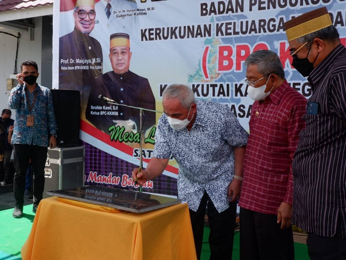 Pelantikan KKMSB Kukar, Ali Baal Harap Jadi Perekat Keluarga Mandar di Kaltim